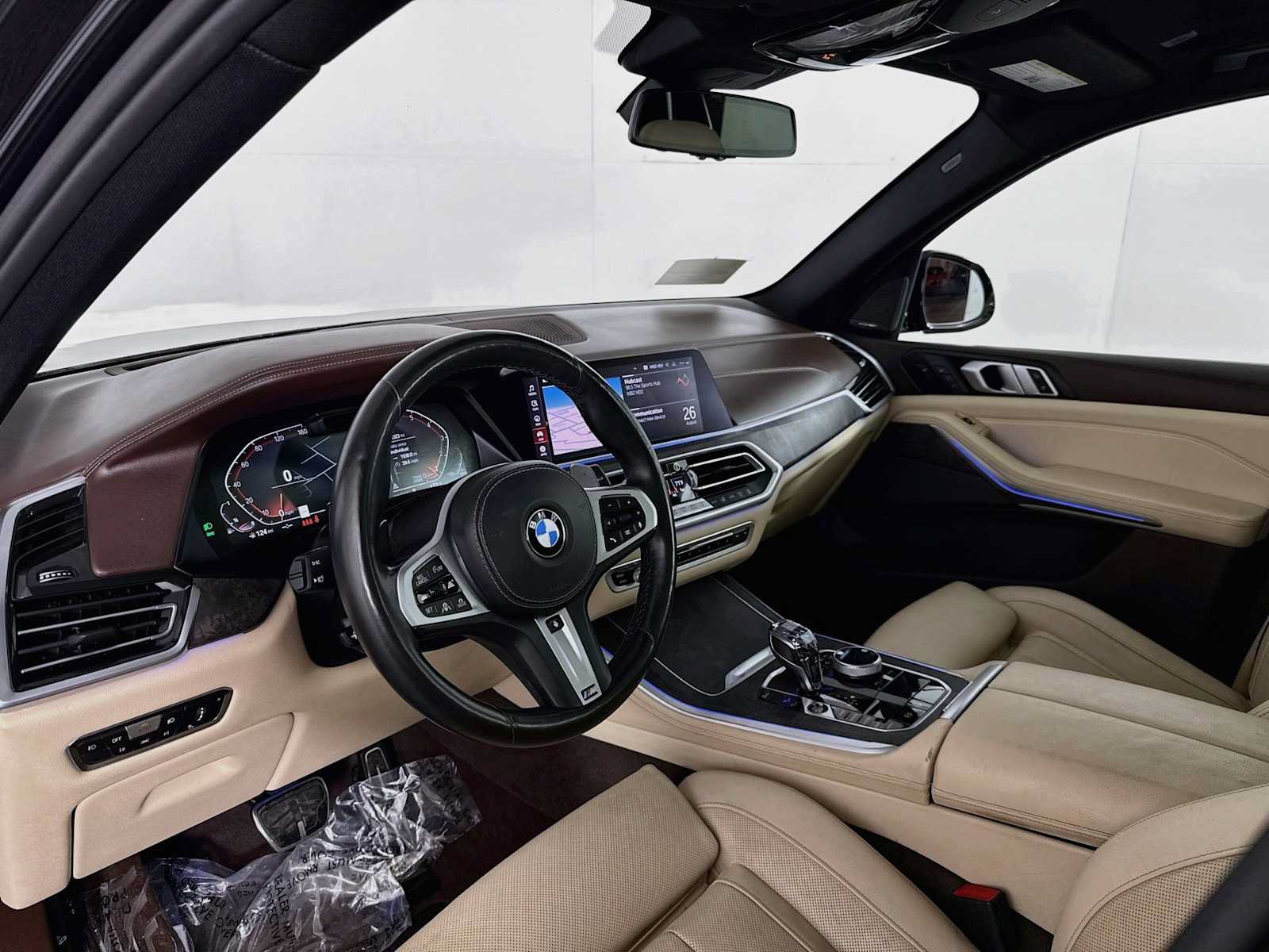 Used 2019 BMW X5 xDrive50i w/ M Sport Package AWD/4WD image 9