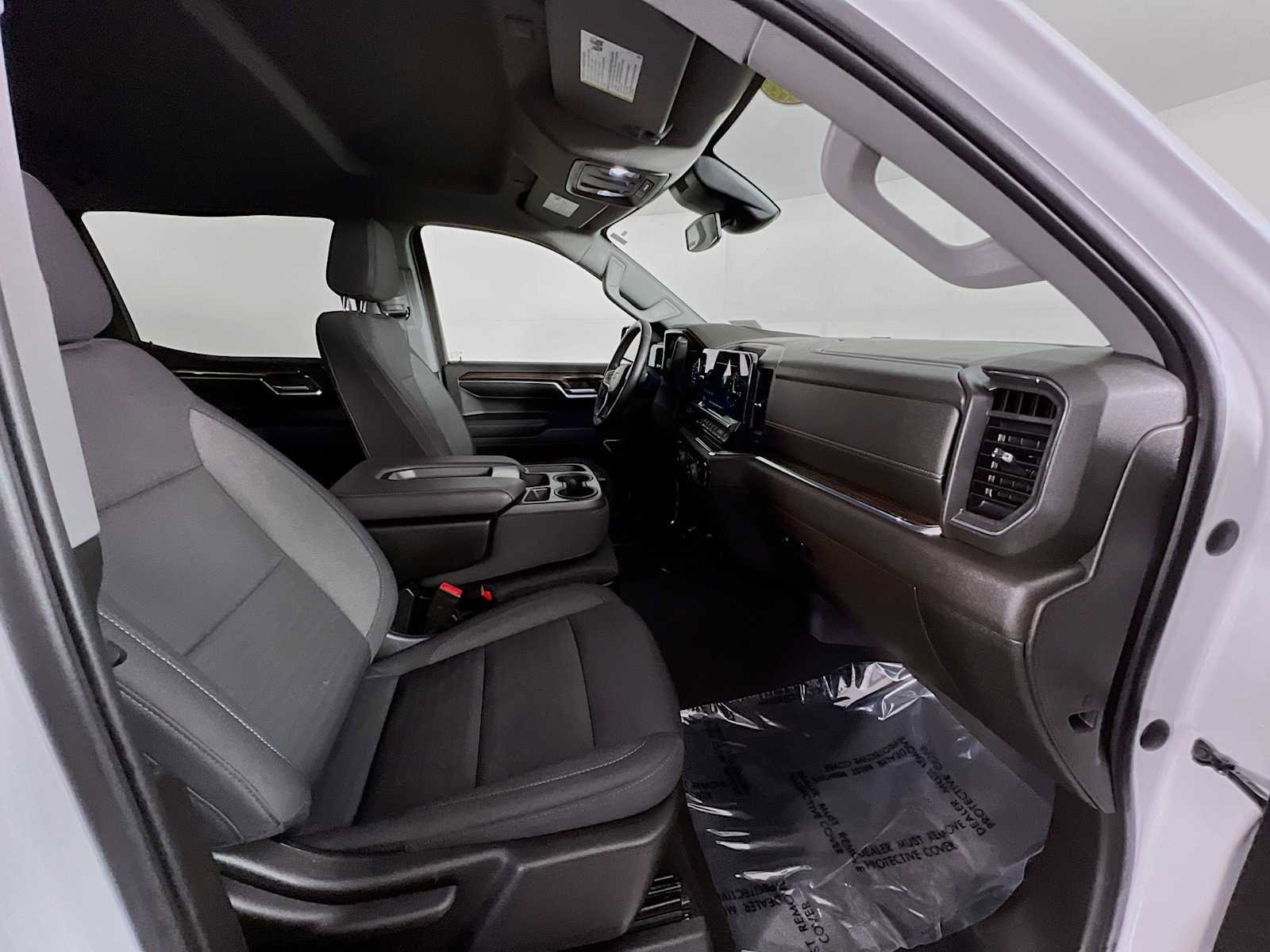 Used 2023 Chevrolet Silverado 1500 LT AWD/4WD image 26