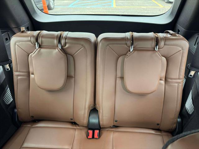 Used 2023 Lincoln Aviator Reserve w/ Elements Package Plus image 12