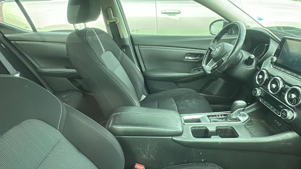 Used 2021 Nissan Sentra SV image 11