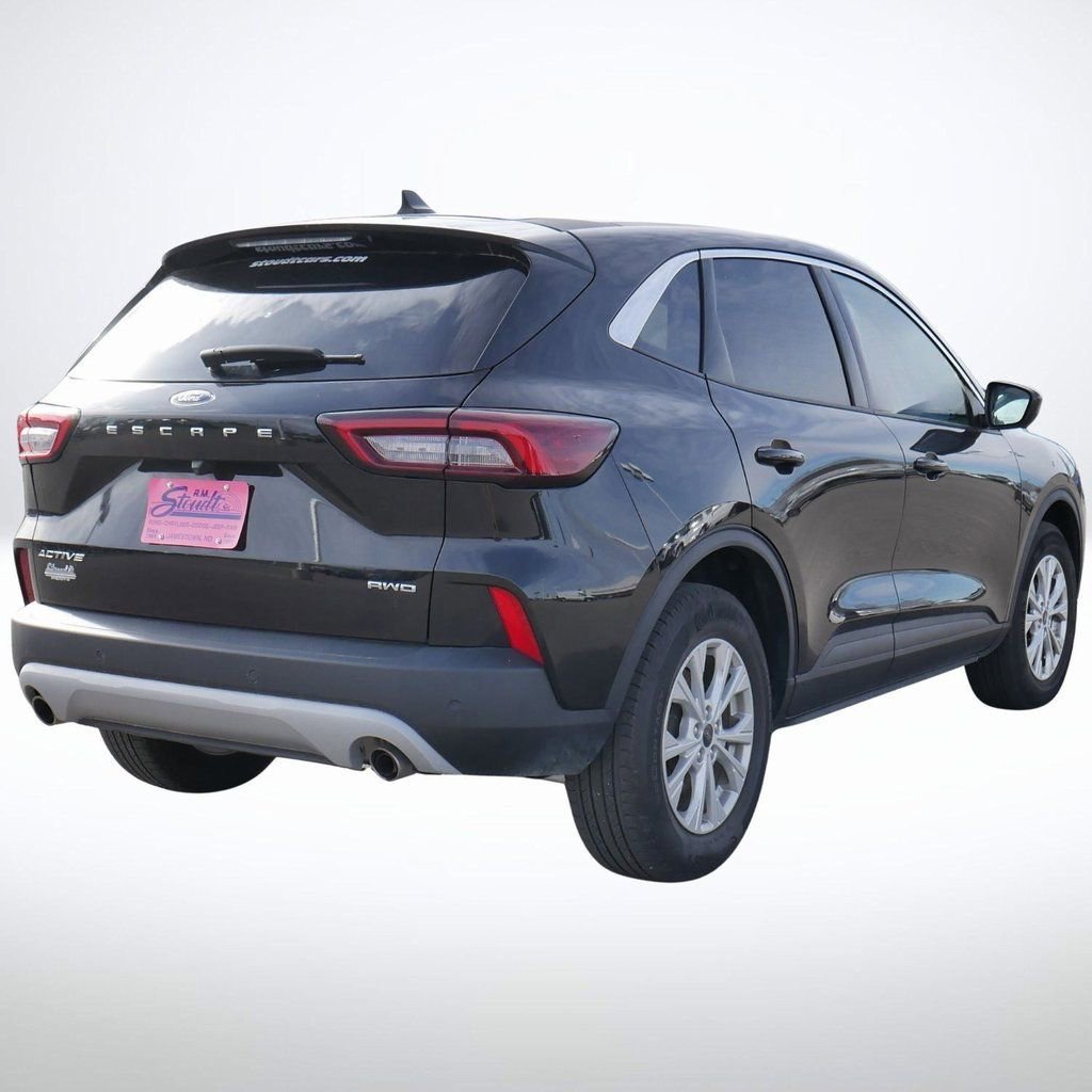 Used 2023 Ford Escape Active w/ Tech Pack #2 image 4