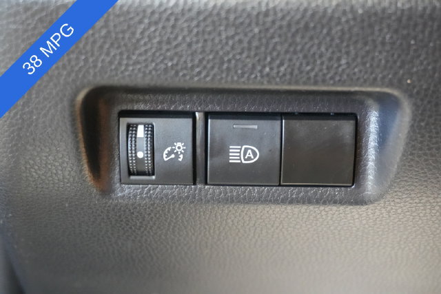 Used 2024 Toyota RAV4 AWD Hybrid image 16