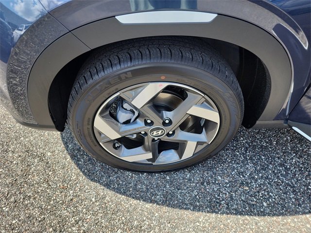 New 2025 Hyundai Venue Limited image 30