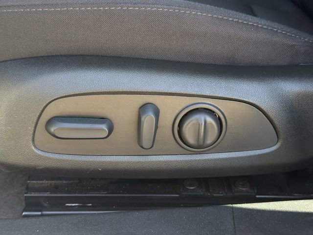 Used 2025 Chevrolet Malibu LT image 29