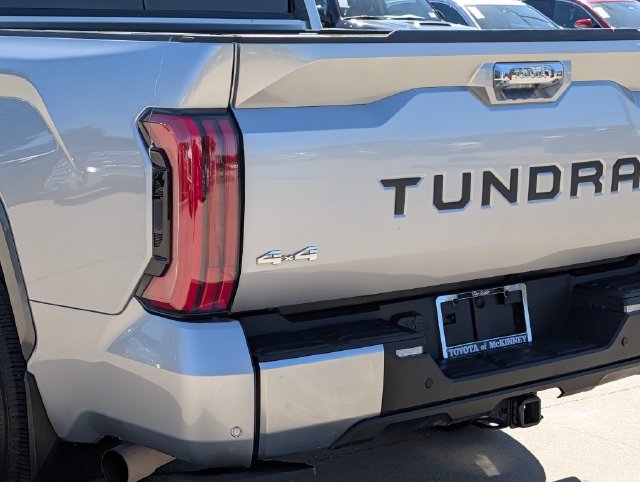 Used 2024 Toyota Tundra Limited AWD/4WD image 8