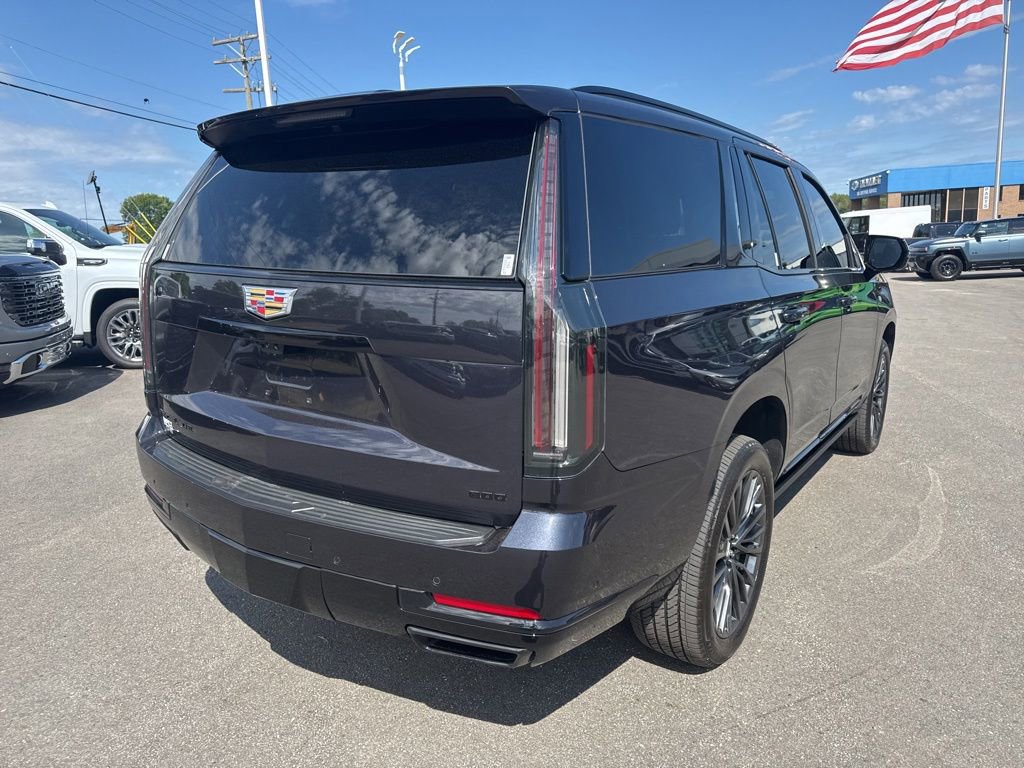 Used 2025 Cadillac Escalade Sport Platinum w/ LPO, Floor Liner Package AWD/4WD image 5