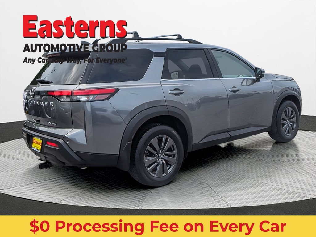 Used 2022 Nissan Pathfinder SV AWD/4WD image 6