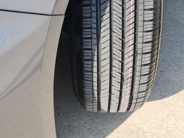 Used 2024 Chevrolet Malibu LS FWD image 18