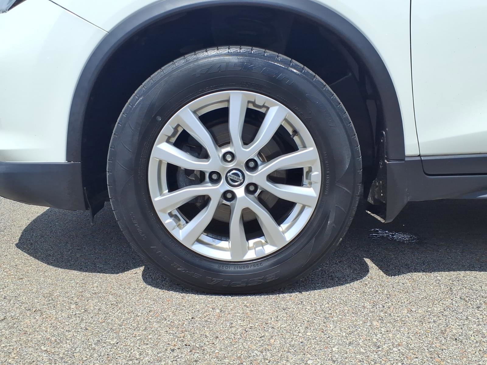 Used 2019 Nissan Rogue S w/ Special Edition Package AWD/4WD image 7