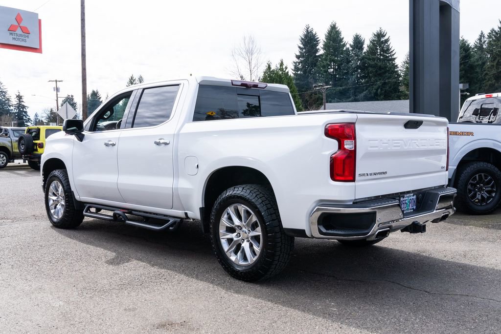 Used 2020 Chevrolet Silverado 1500 LTZ w/ LTZ Premium Package AWD/4WD image 4