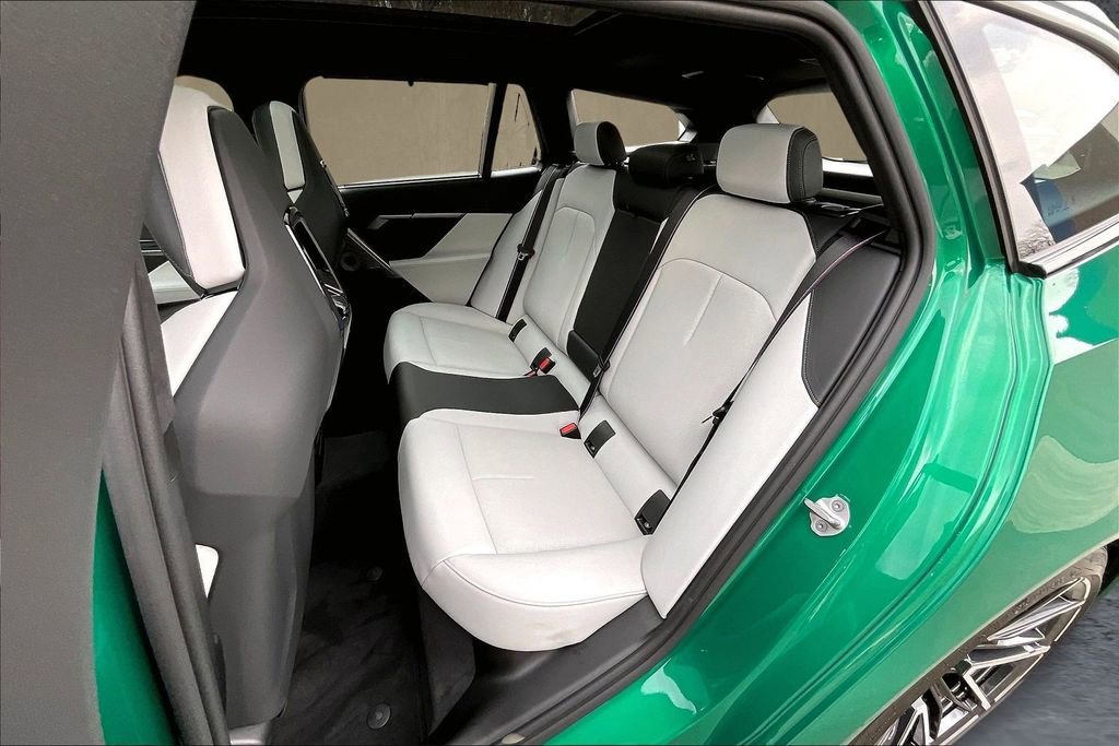 Used 2026 BMW M5 Touring image 22