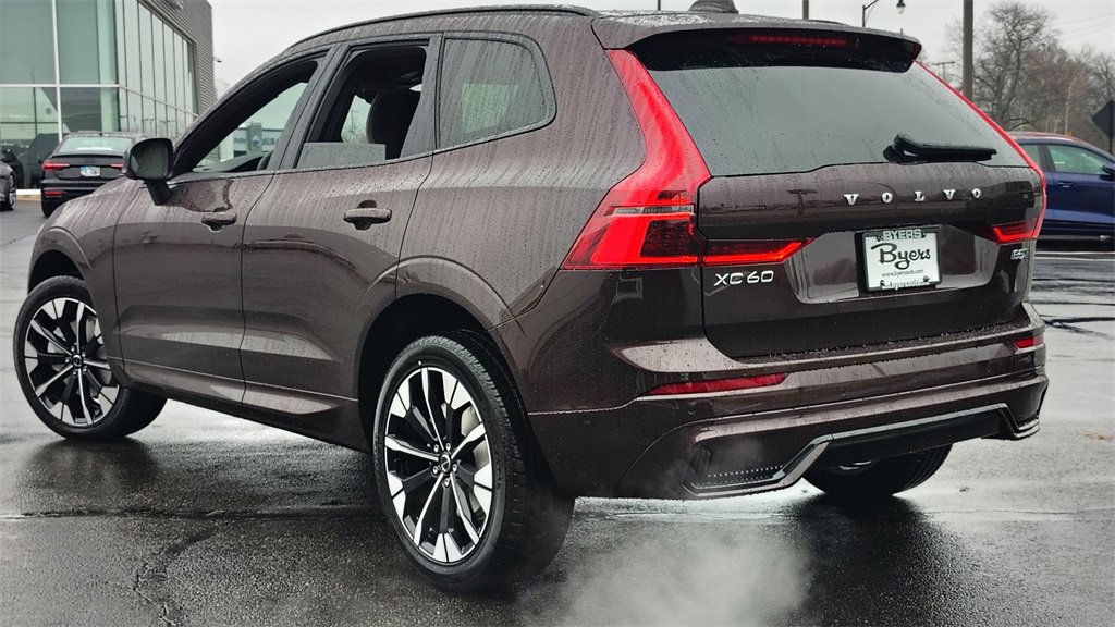 New 2026 Volvo XC60 B5 Plus w/ Climate Package image 4