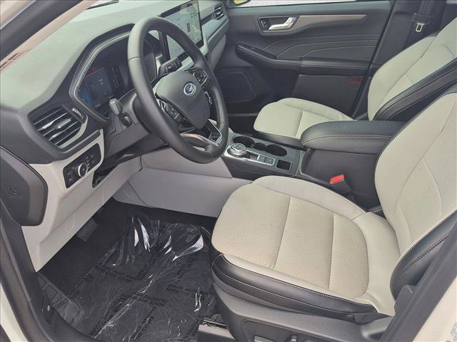 Used 2024 Ford Escape SE FWD image 16