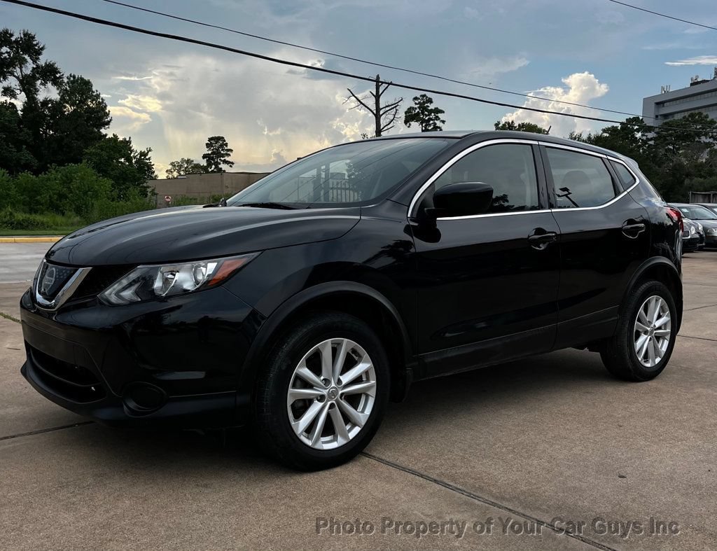 Used 2018 Nissan Rogue Sport S w/ S Appearance Package AWD/4WD image 12