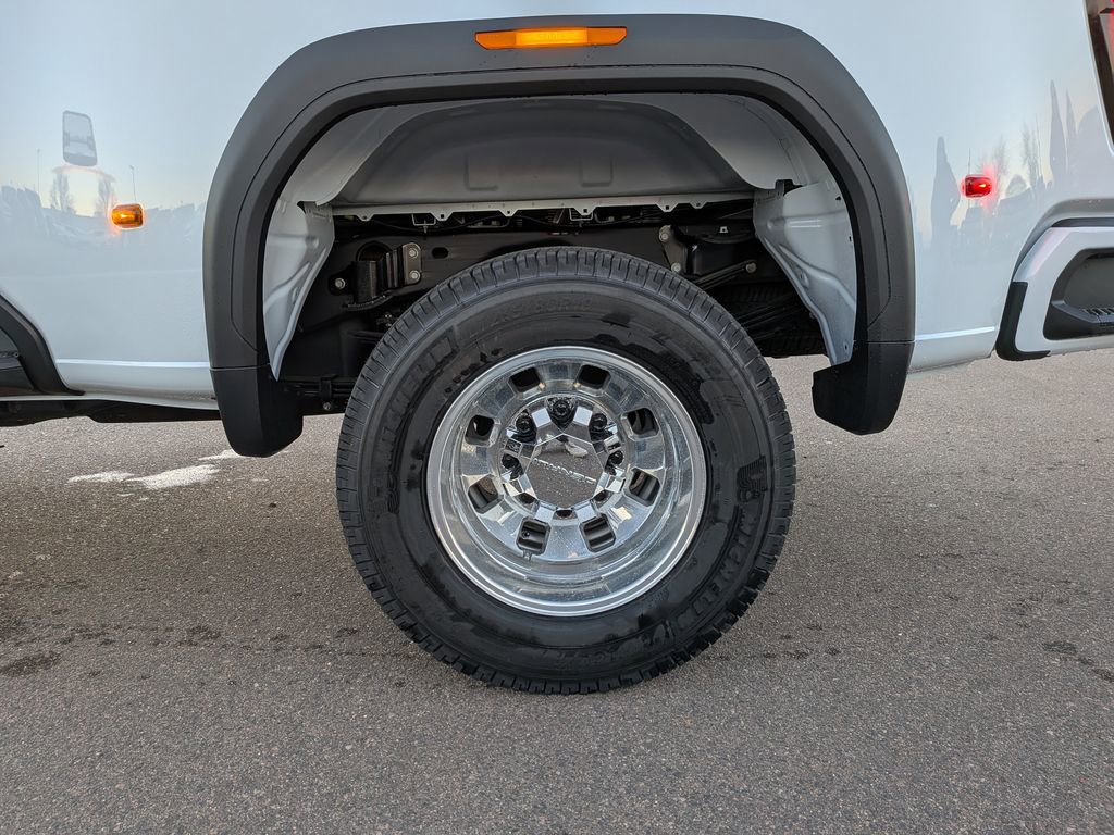New 2026 GMC Sierra 3500 Denali Ultimate AWD/4WD image 13