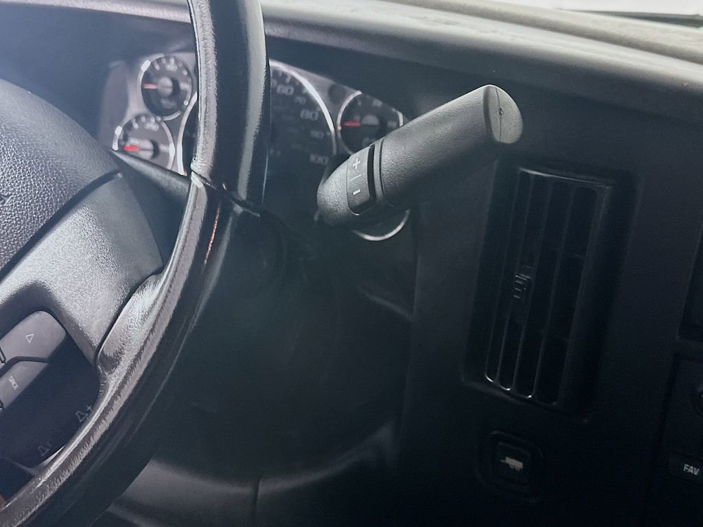 Used 2022 Chevrolet Express 2500 w/ Driver Convenience Package image 16