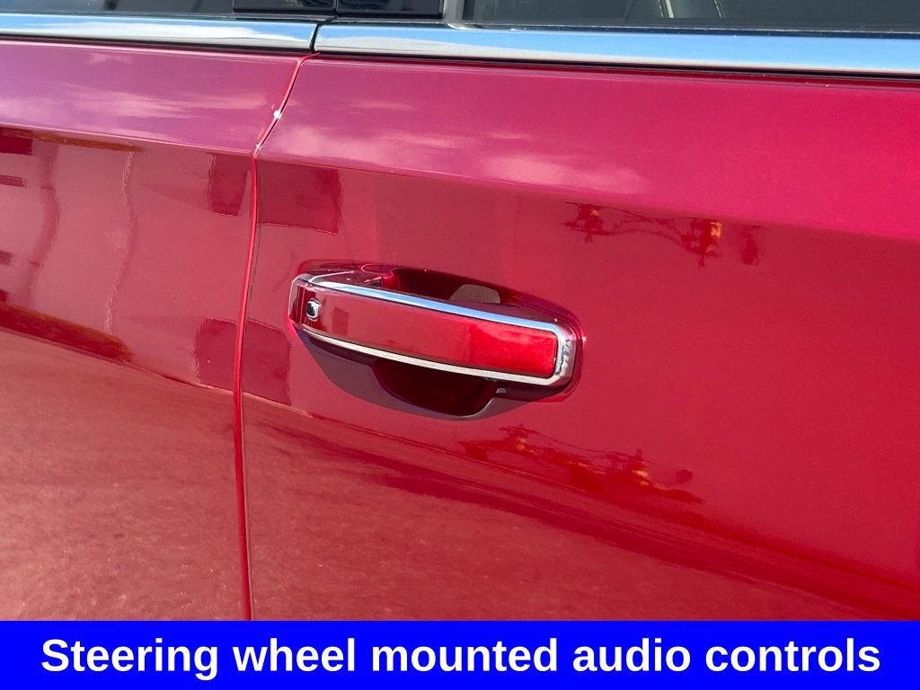 Used 2023 GMC Yukon XL SLT image 21