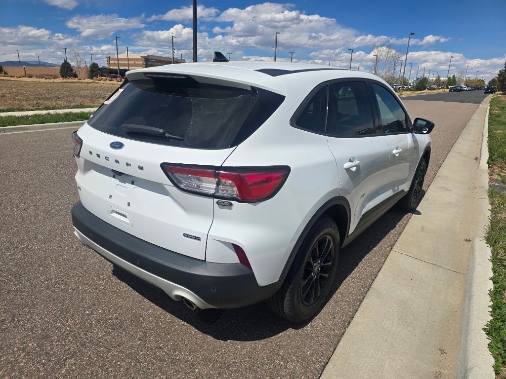 Used 2020 Ford Escape SE Sport image 5