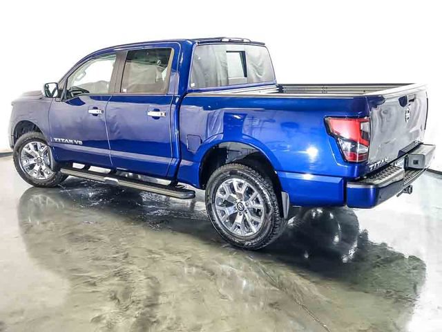 Used 2020 Nissan Titan SL AWD/4WD image 9
