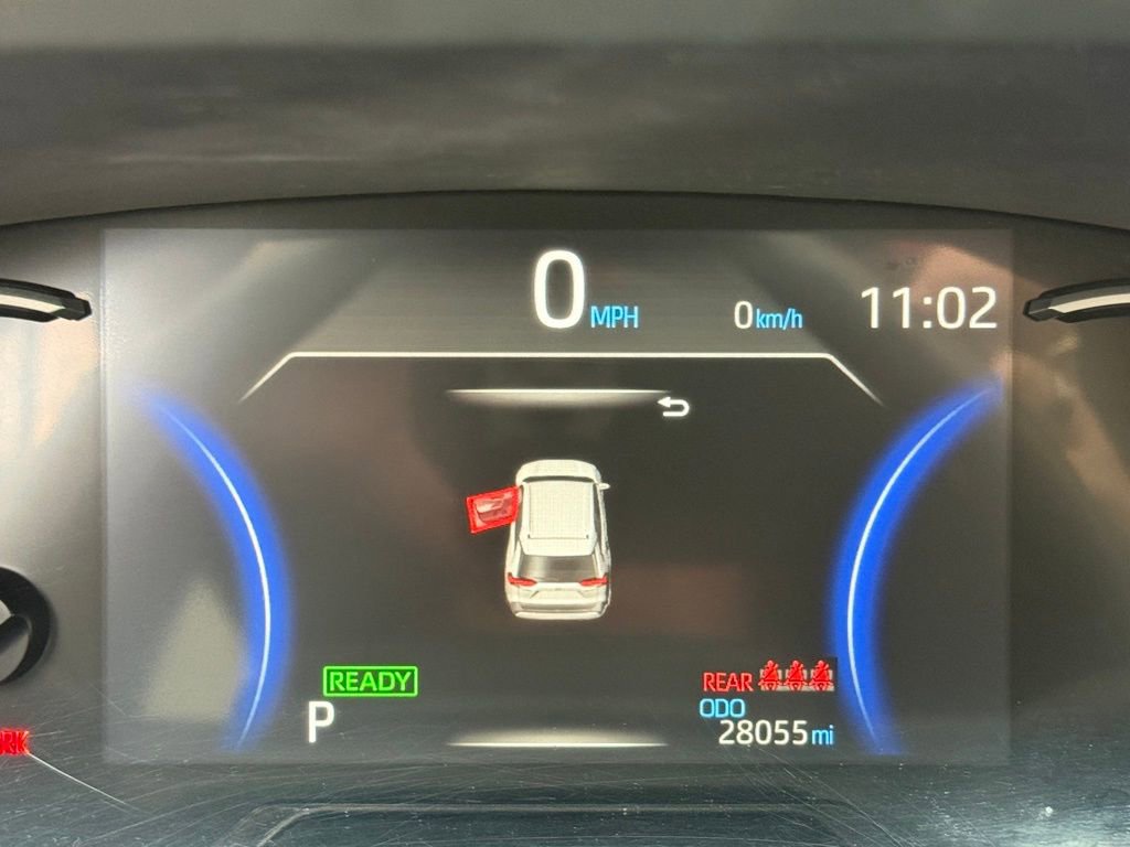 Certified 2025 Toyota RAV4 LE image 32