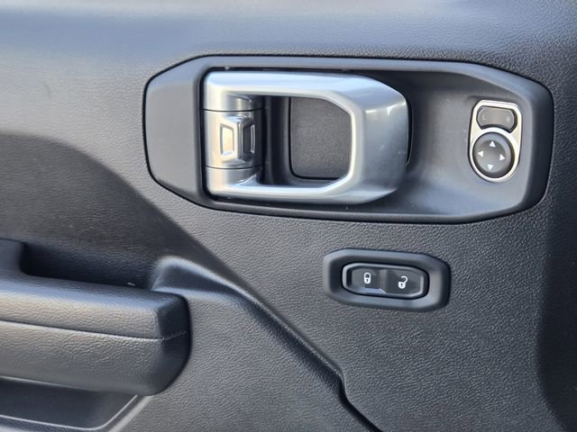 Used 2024 Jeep Wrangler Unlimited Rubicon image 23