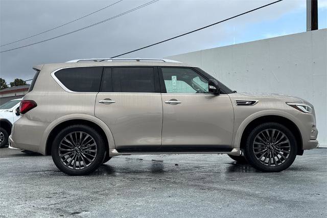 Certified 2024 INFINITI QX80 Premium Select w/ Cargo Package image 3