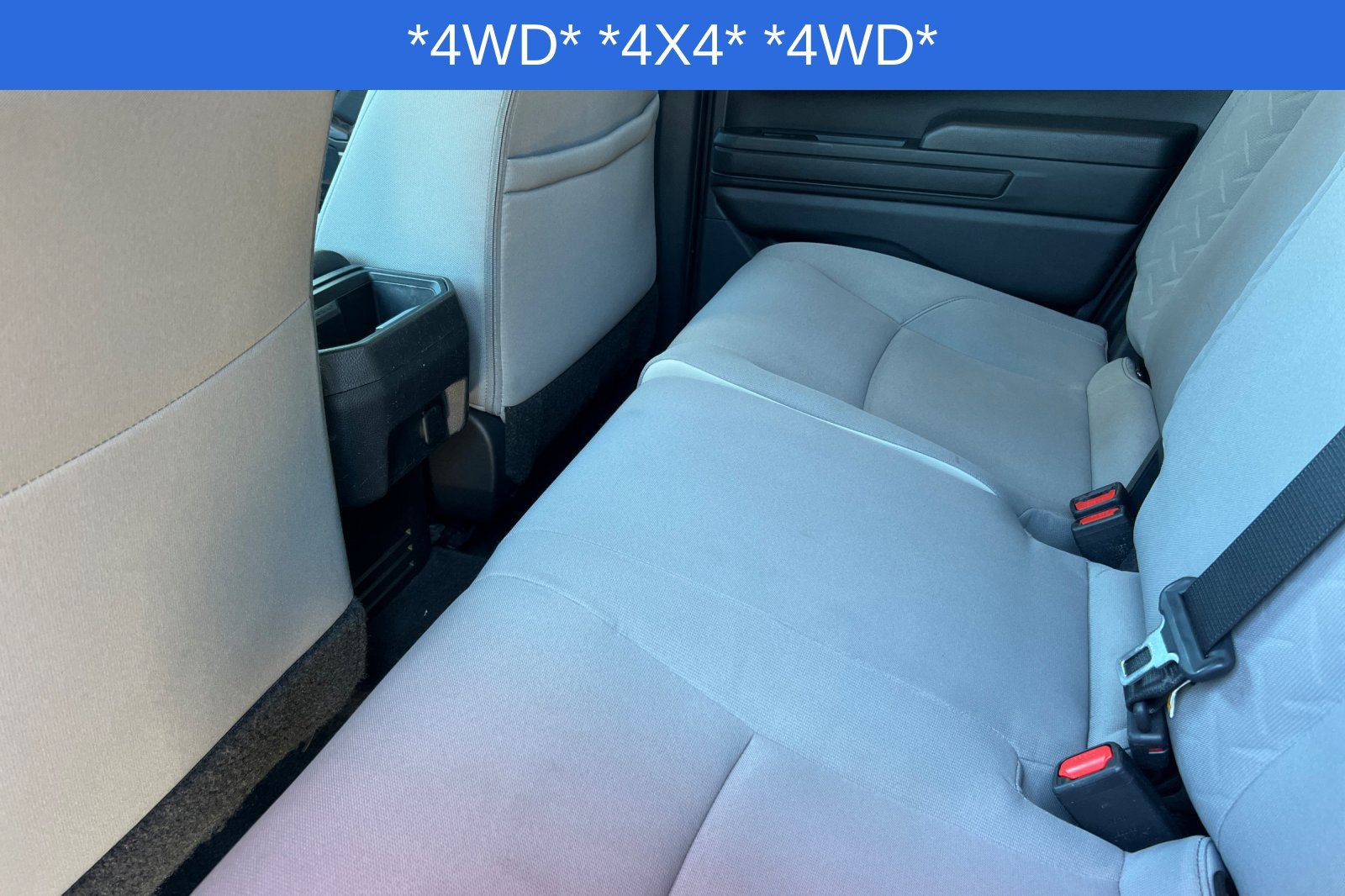 Certified 2024 Toyota Tacoma SR5 AWD/4WD image 15