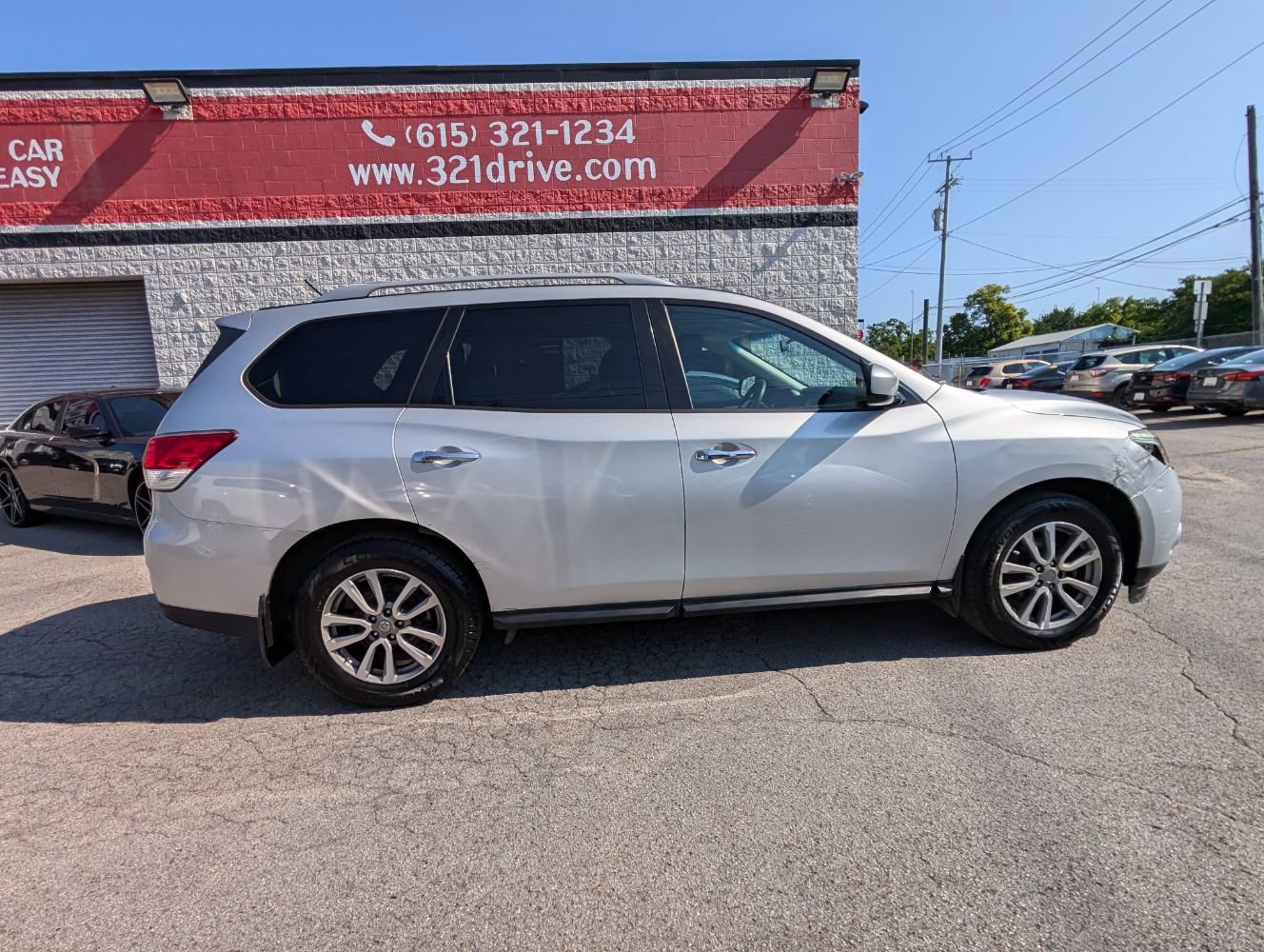 Used 2016 Nissan Pathfinder S FWD image 5