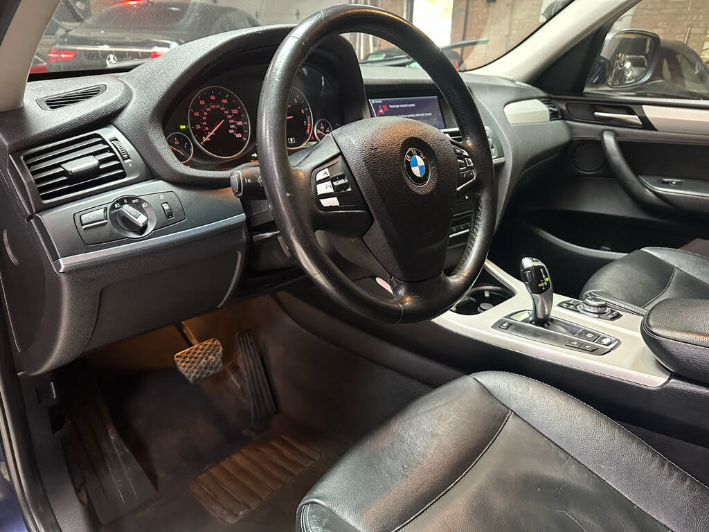 Used 2011 BMW X3 xDrive28i AWD/4WD image 9