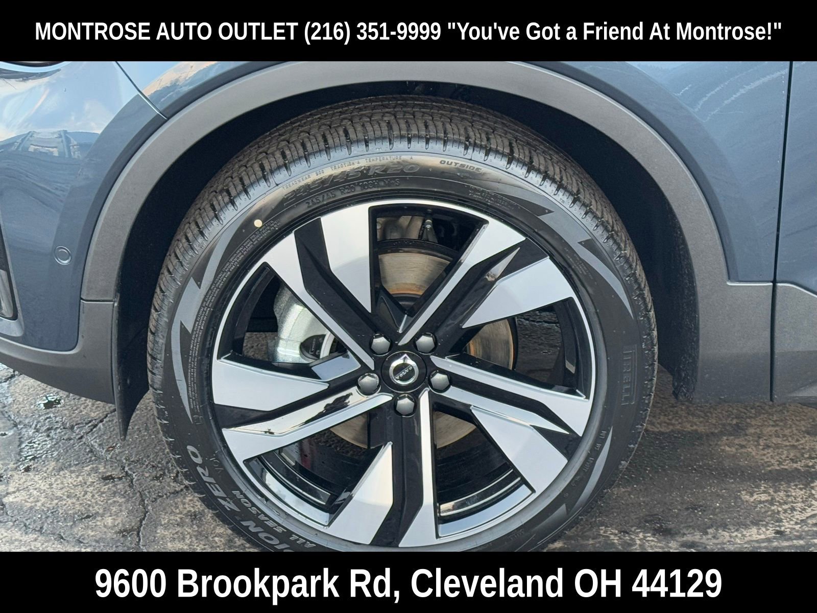 New 2026 Volvo XC40 B5 Plus w/ Protection Package Premier image 47