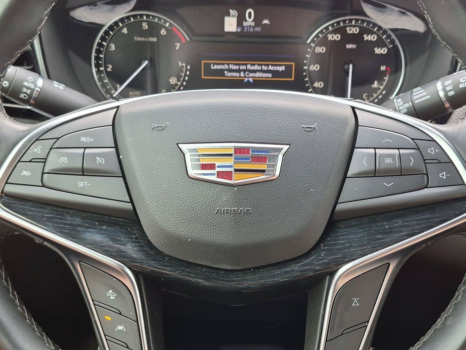 Certified 2025 Cadillac XT5 Premium Luxury FWD image 17
