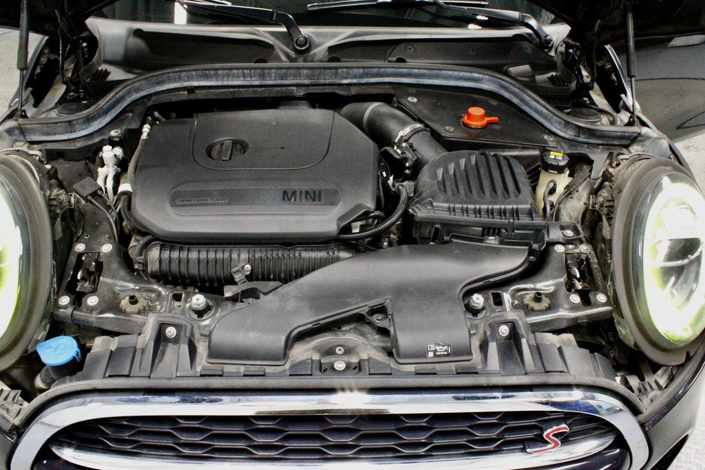 Used 2020 MINI Cooper S image 18