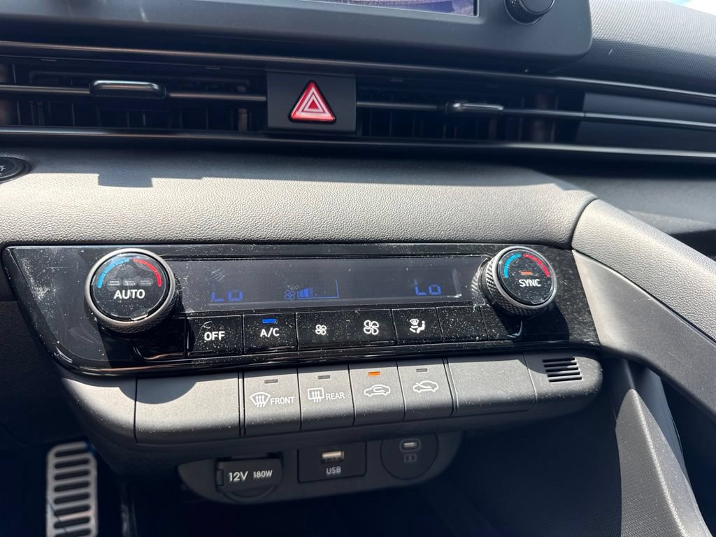 New 2026 Hyundai Elantra Sport FWD image 15