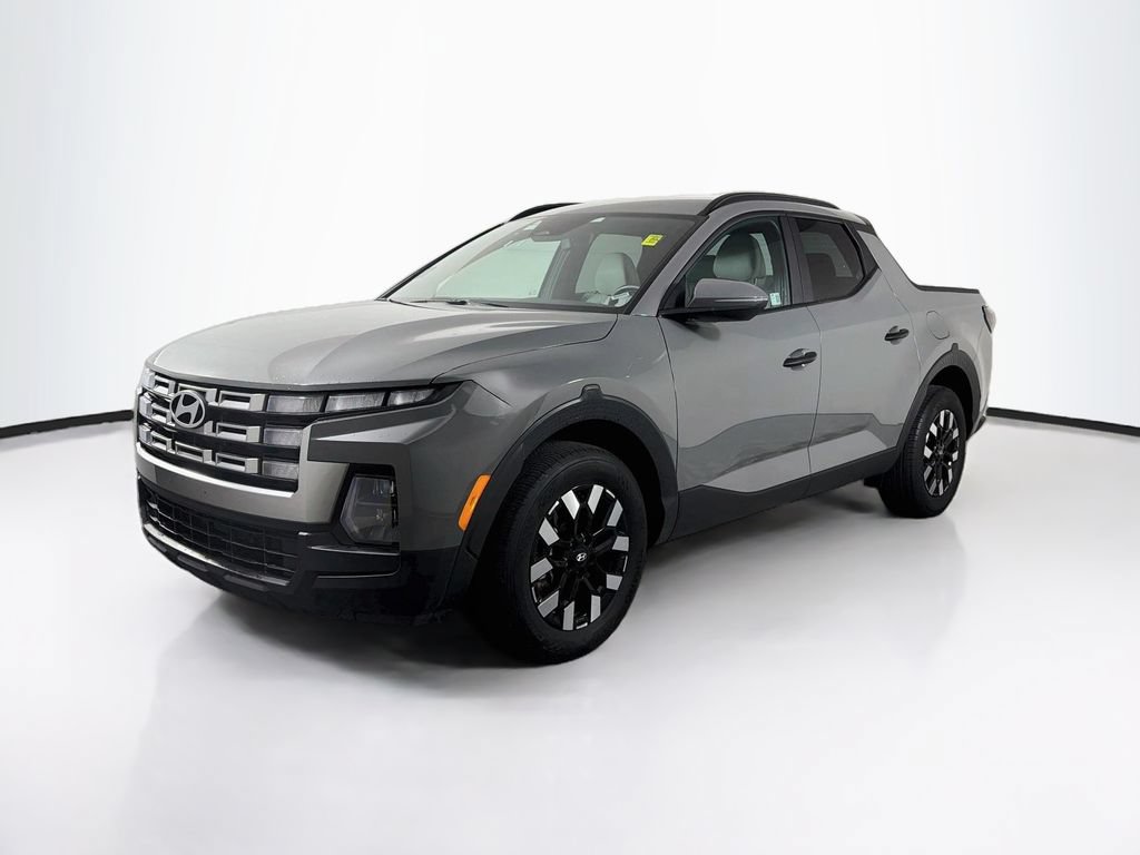 Used 2025 Hyundai Santa Cruz SEL FWD image 3