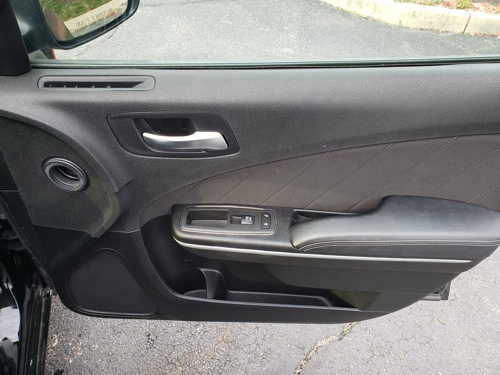 Used 2022 Dodge Charger SXT image 19