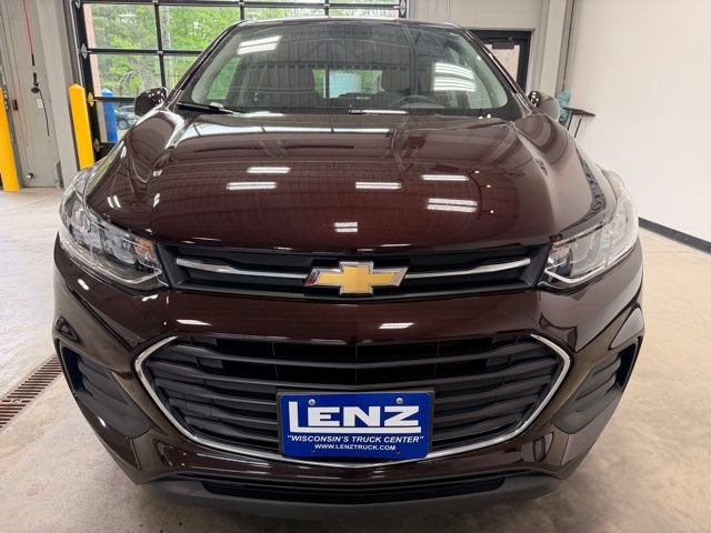 Used 2022 Chevrolet Trax LS w/ Tint and Cruise Package AWD/4WD image 3