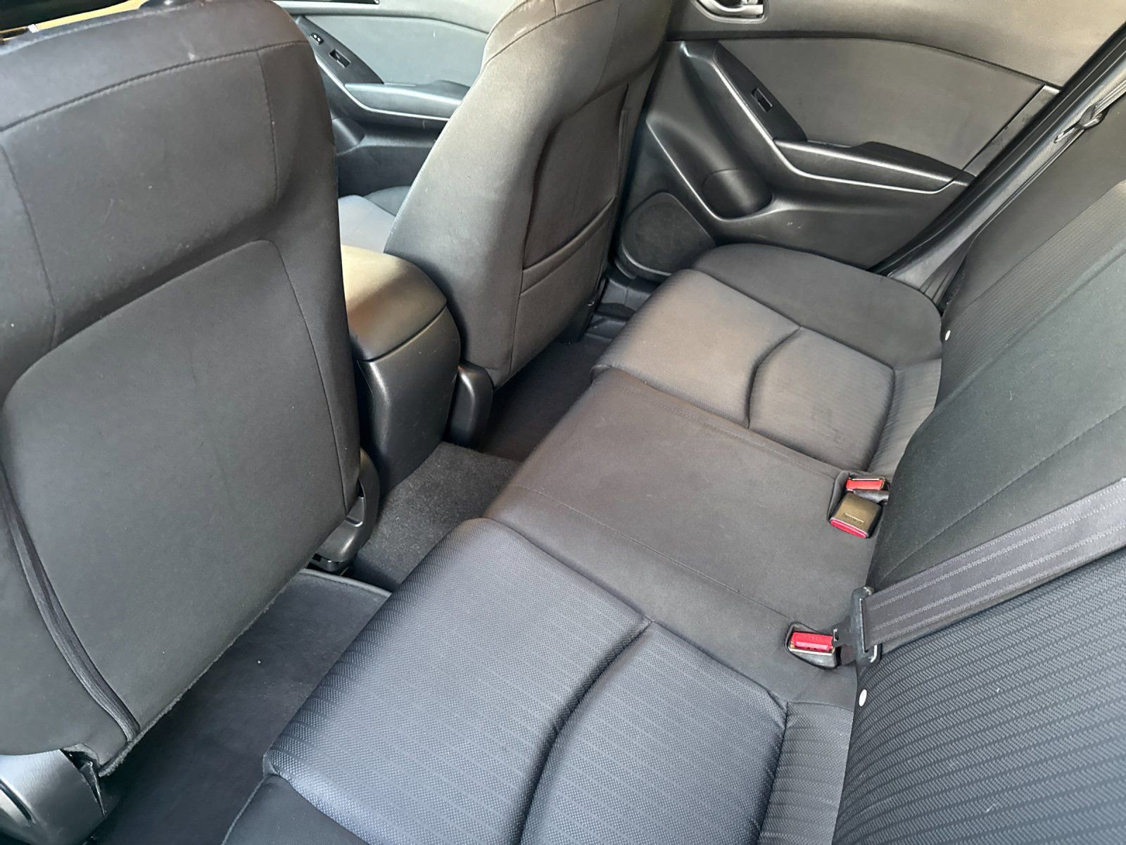 Used 2015 MAZDA MAZDA3 i Sport image 12