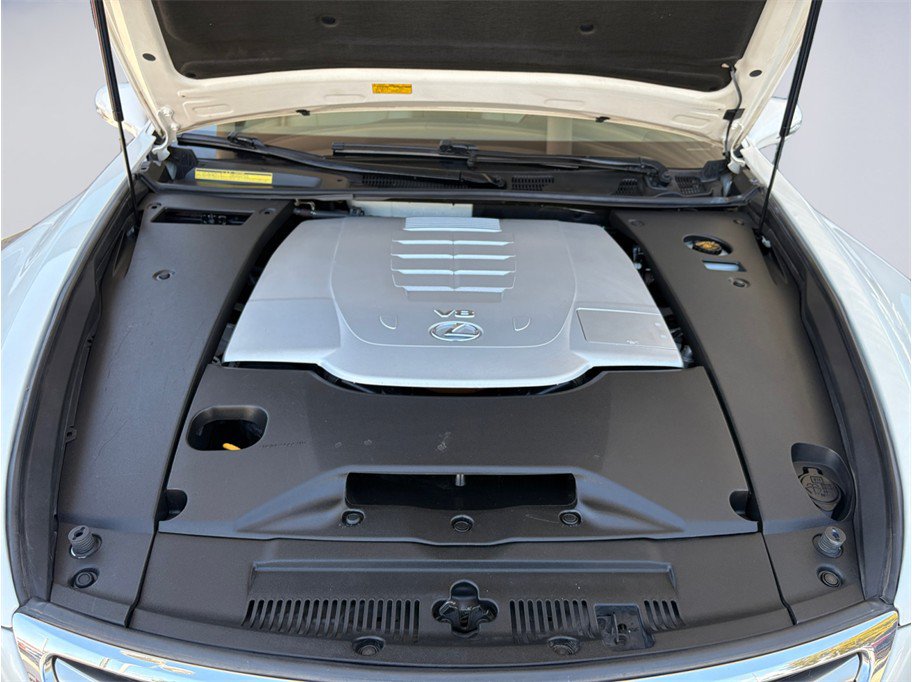Used 2011 Lexus LS 460 w/ Comfort Pkg RWD image 8