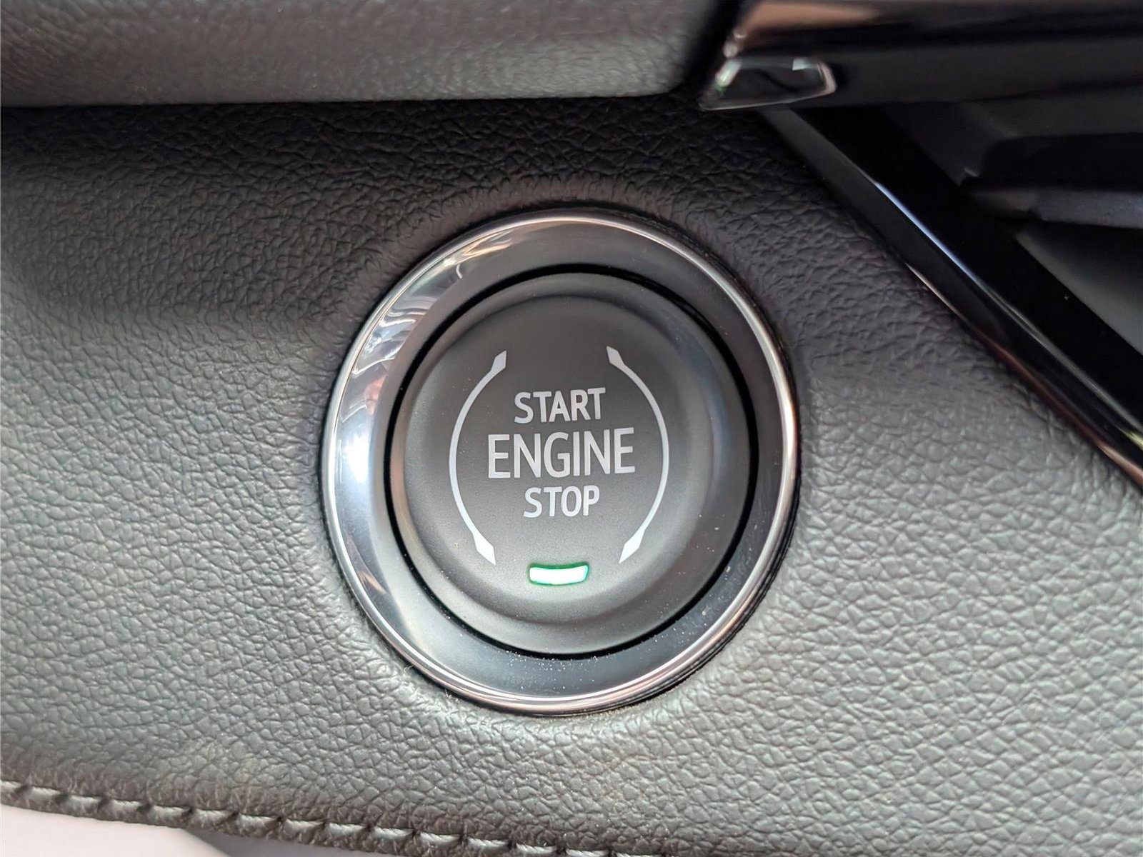 New 2026 Buick Enclave Sport Touring w/ Power Package image 25