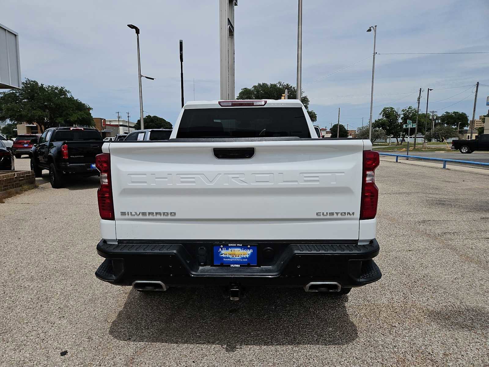 Used 2024 Chevrolet Silverado 1500 Custom Trail Boss AWD/4WD image 7