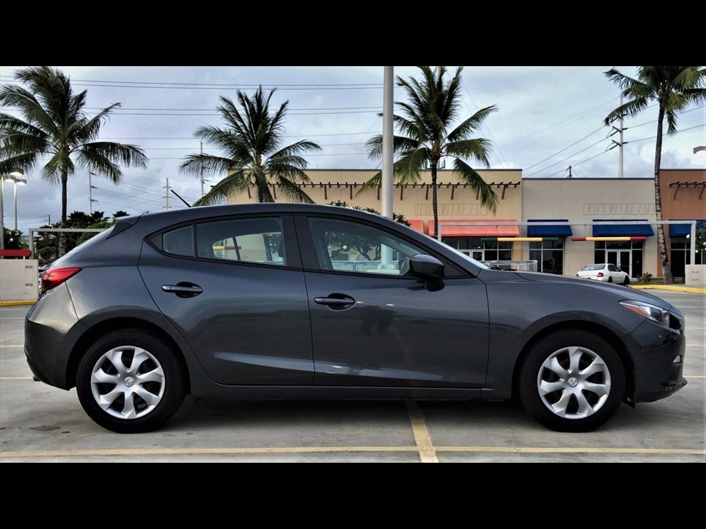 Used 2015 MAZDA MAZDA3 i Sport image 4