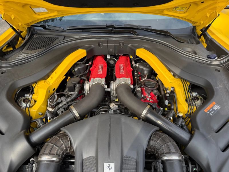 Used 2022 Ferrari Roma image 28