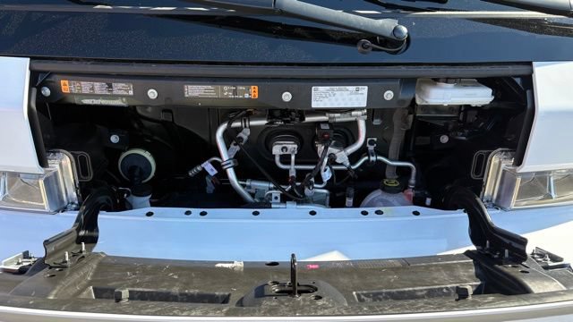Used 2024 Chevrolet Brightdrop 600 w/ Battery Pack, Max Range AWD/4WD image 8