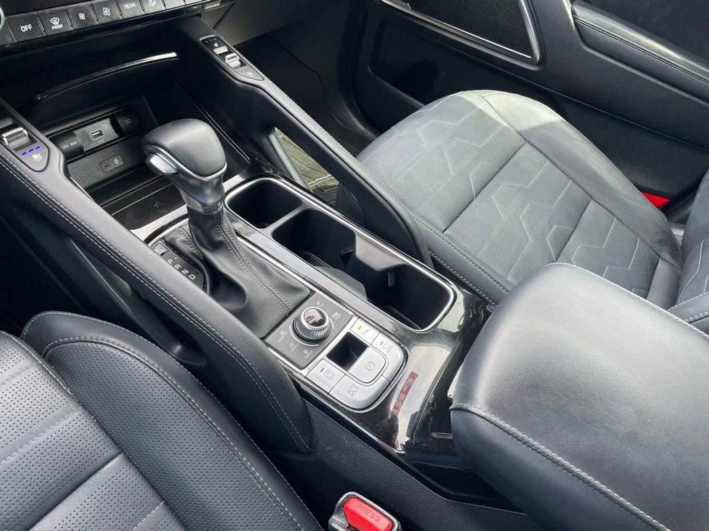 Used 2021 Kia Telluride SX w/ SX Prestige Package image 20