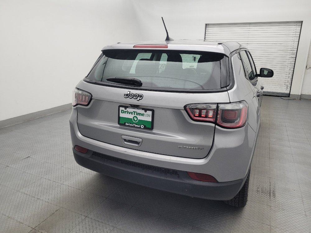 Used 2019 Jeep Compass Sport FWD image 7