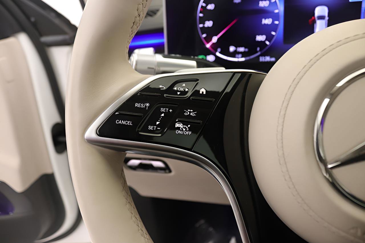 Certified 2023 Mercedes-Benz S 500 4MATIC image 10