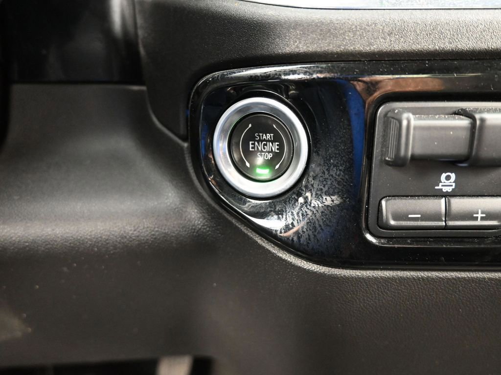 Used 2024 Chevrolet Silverado 2500 LT image 27