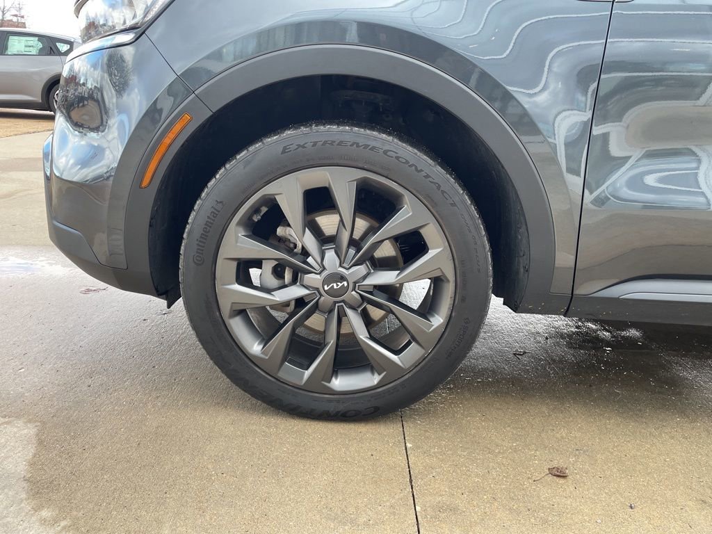 Used 2023 Kia Sorento X-Line EX image 17