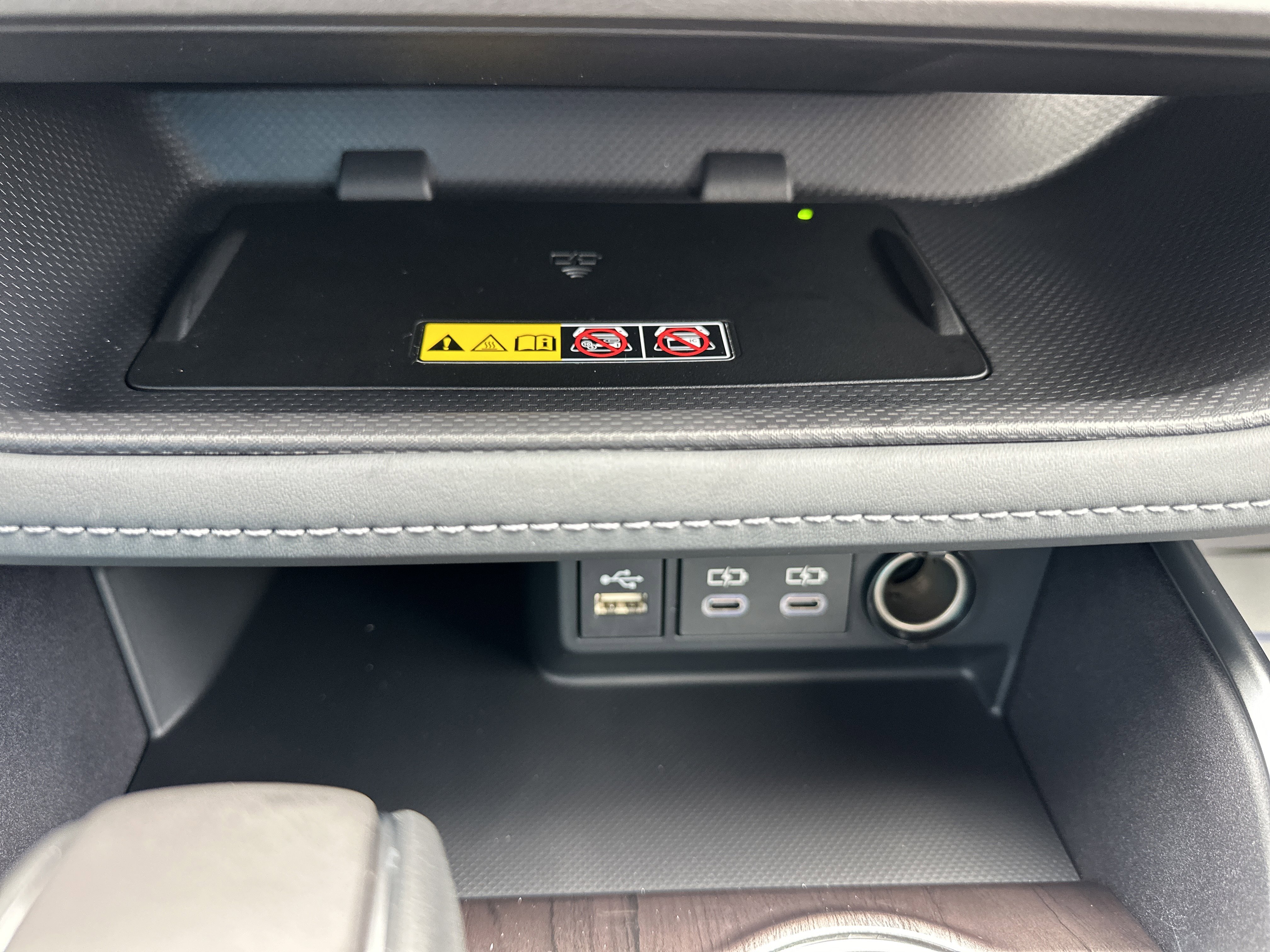 New 2025 Toyota Highlander Limited image 15