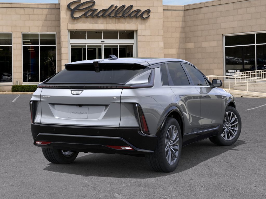 New 2027 Cadillac Lyriq Sport w/ LPO, Floor Liner Package AWD/4WD image 6